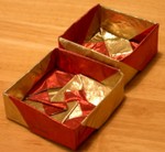 Sumatran box.  View of the inside of lid and box.