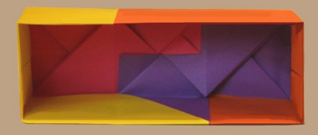 3 to 1 MODULAR RECTANGULAR BOX

Material:  Two half squares