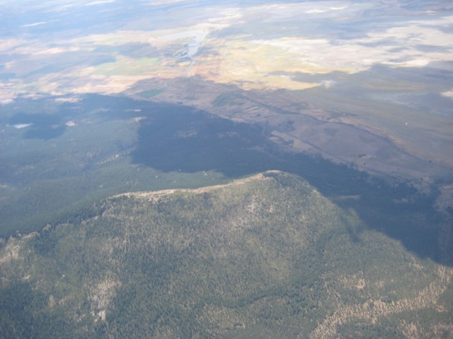 Sugar launch, near Lakeview, Oregon.  Those tiny white spots are the other gliders trying to get up.